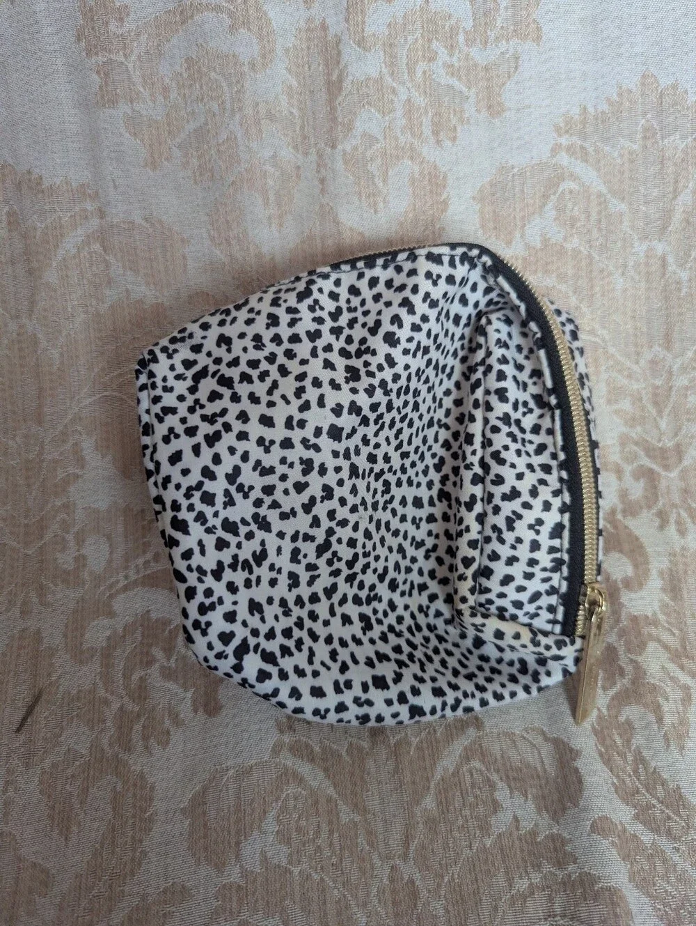 Tartan + Twine Makeup Cosmetic Bag Snow Leopard
